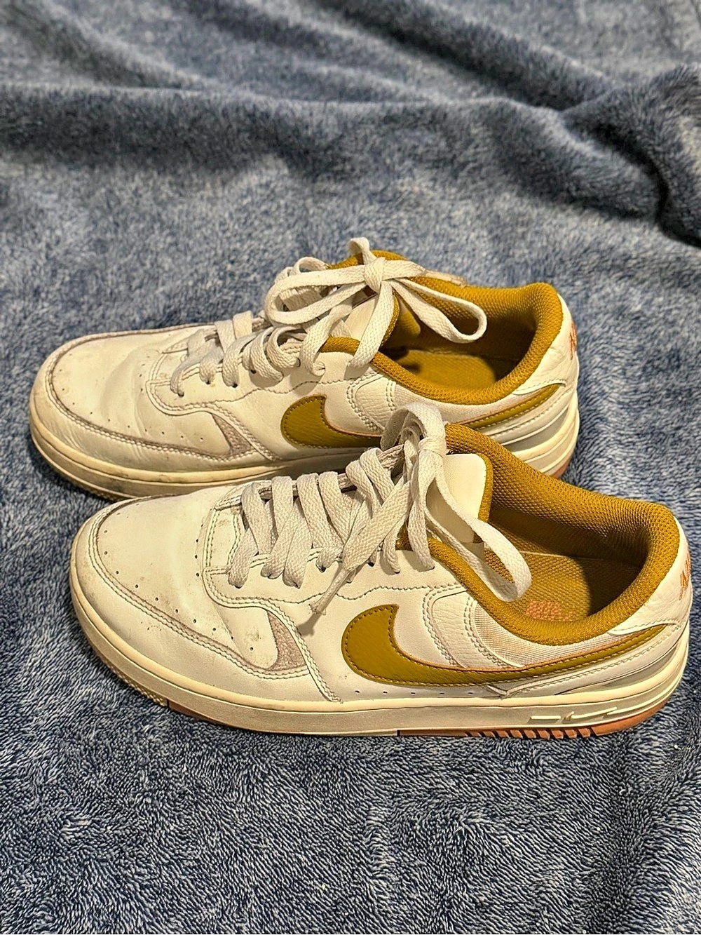 Nike Air Force 1 Low Women's Sneakers US 7.5 White & Gold